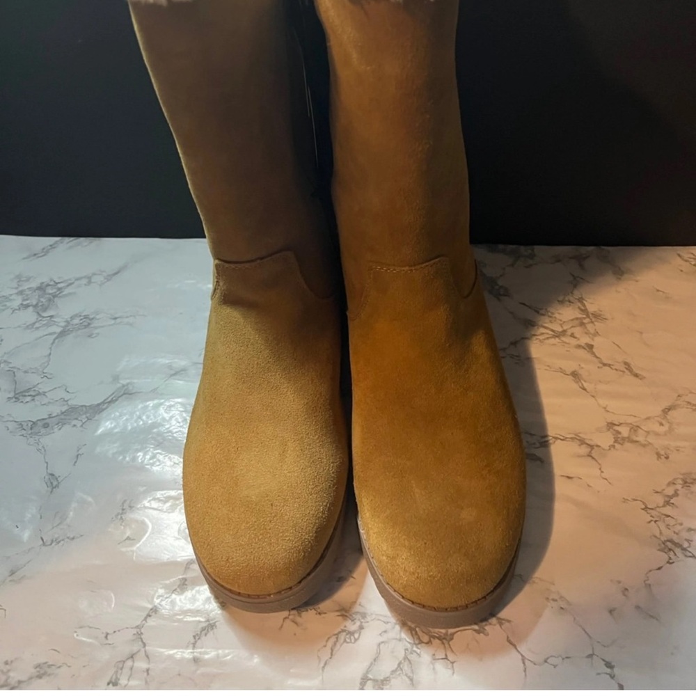 Women's Tan Boots